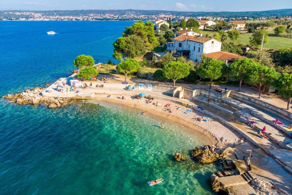 Photo of Outdoor in Porat
