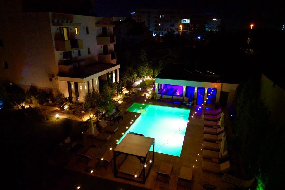Photo of Others in Mamaia-Sat