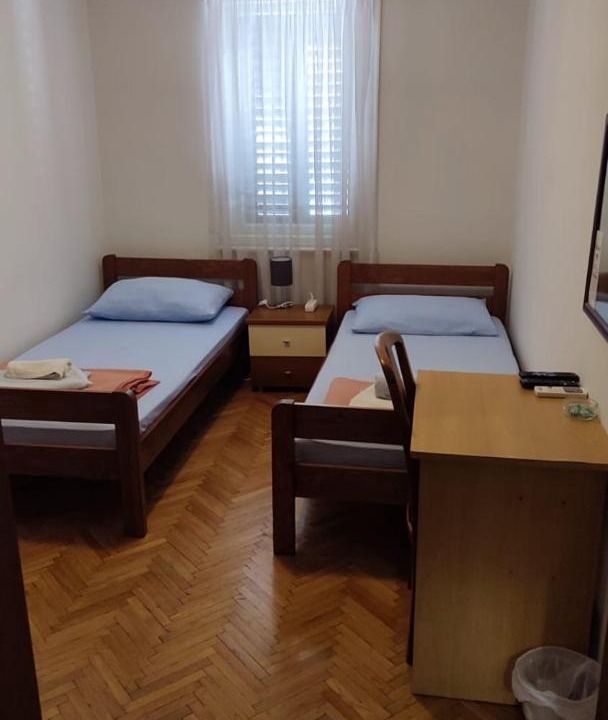 Photo of Bedroom in Cove Parja