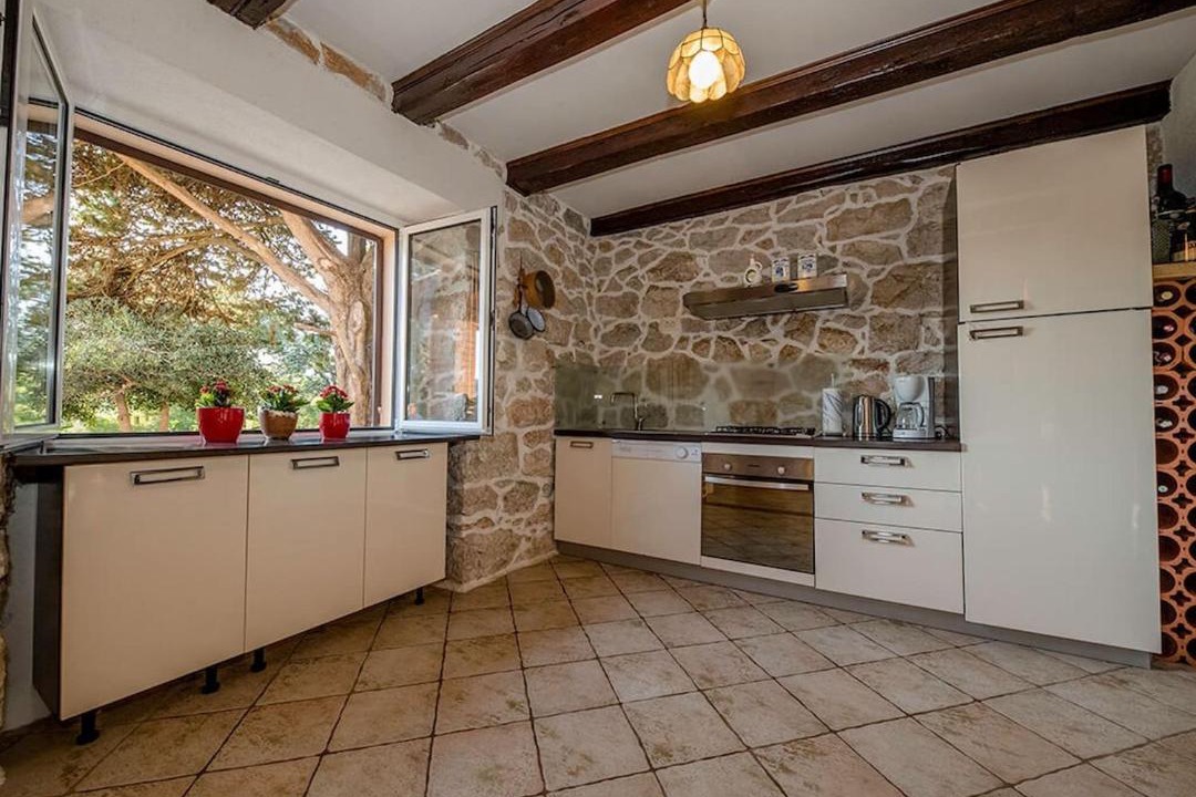 Photo of Kitchen in Supetarska Draga