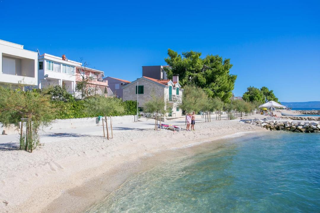 Photo of Others in Cove Makarac (Milna)