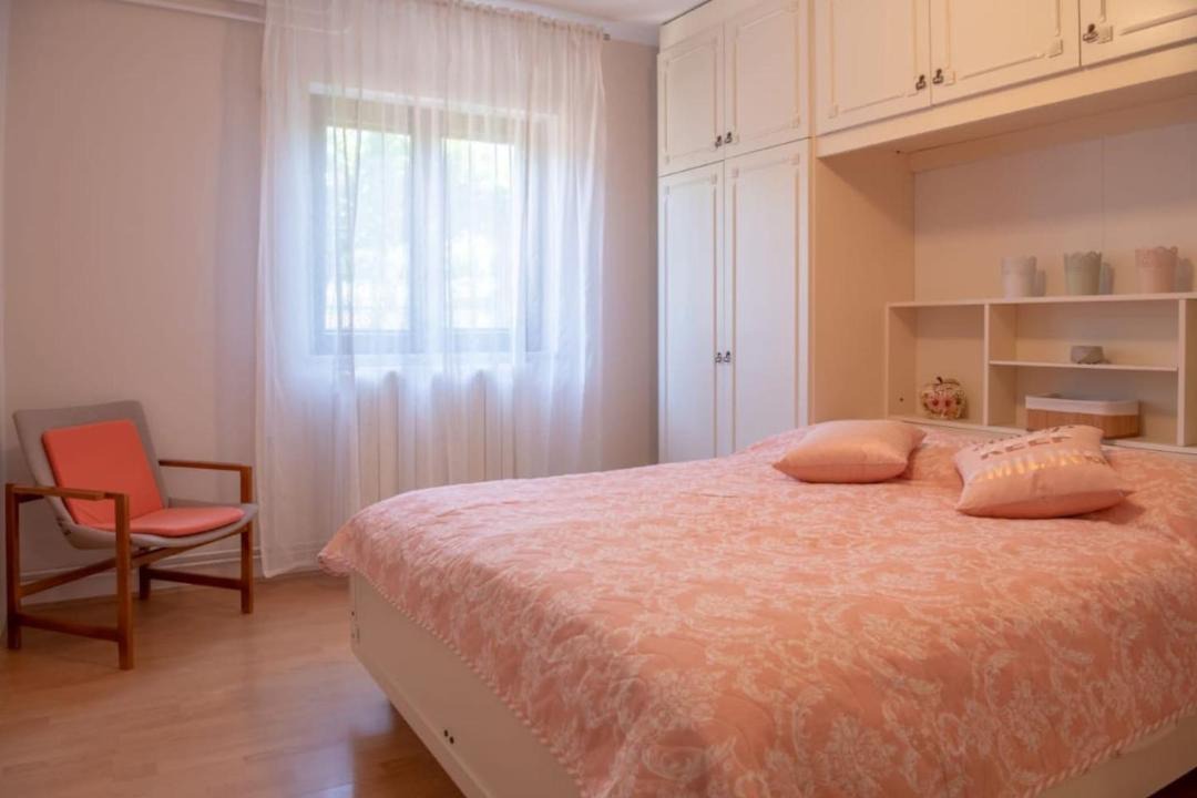 Photo of Bedroom in Rogocana