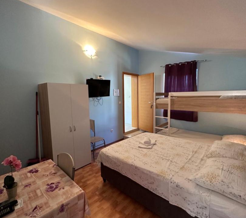 Photo of Bedroom in Duba