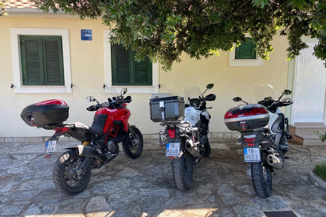 Photo of Others in Petrcane