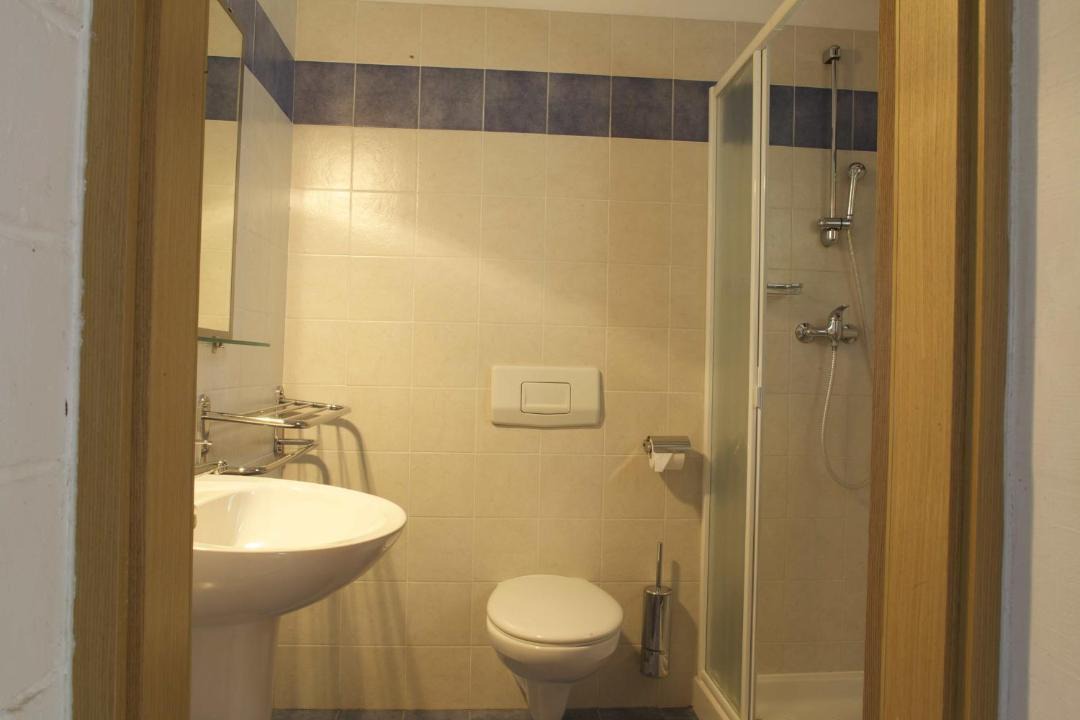 Photo of Bathroom in Cove Murtar