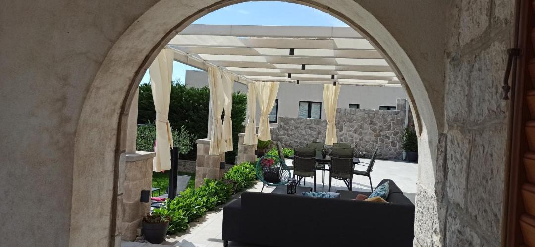 Photo of Patio Balcony in Cilipi