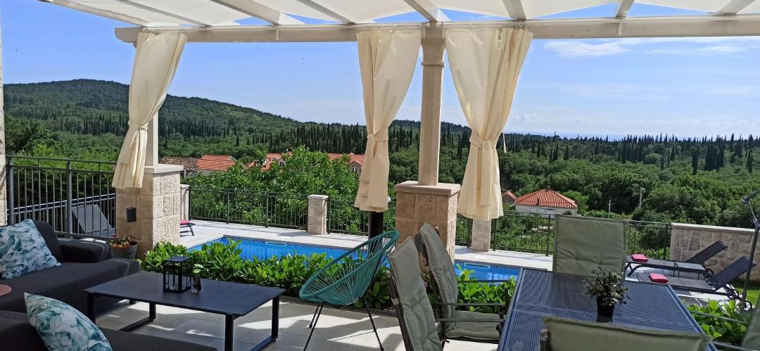 Photo of Patio Balcony in Cilipi