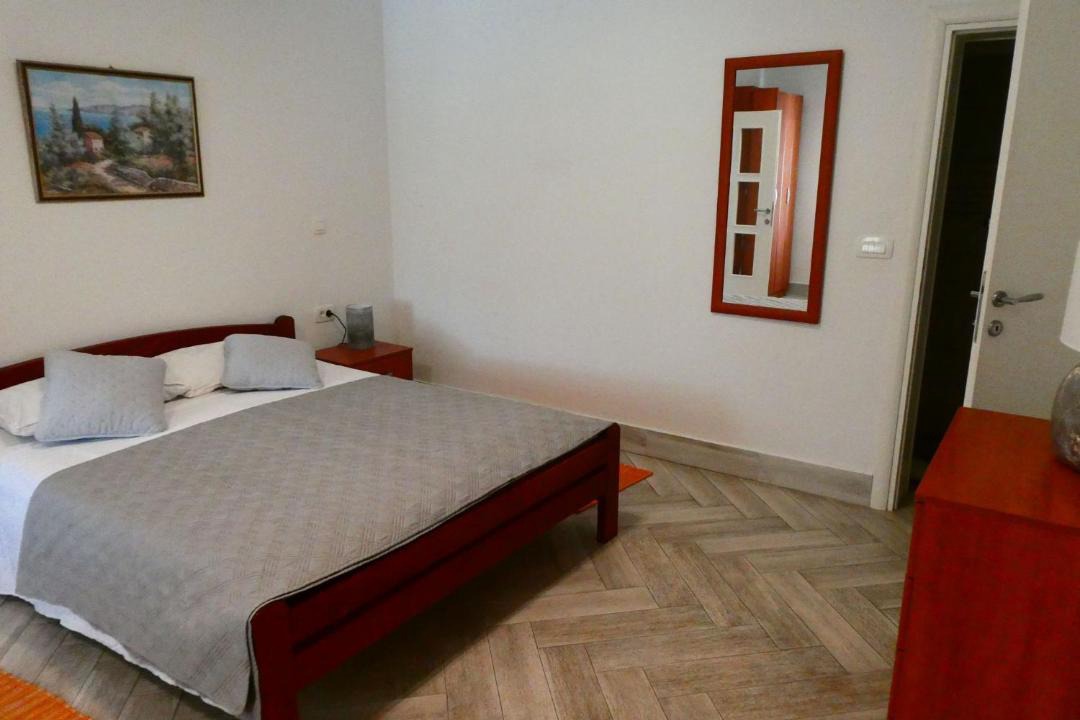 Photo of Others in Ploce