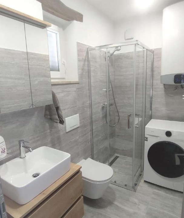 Photo of Bathroom in Brsec