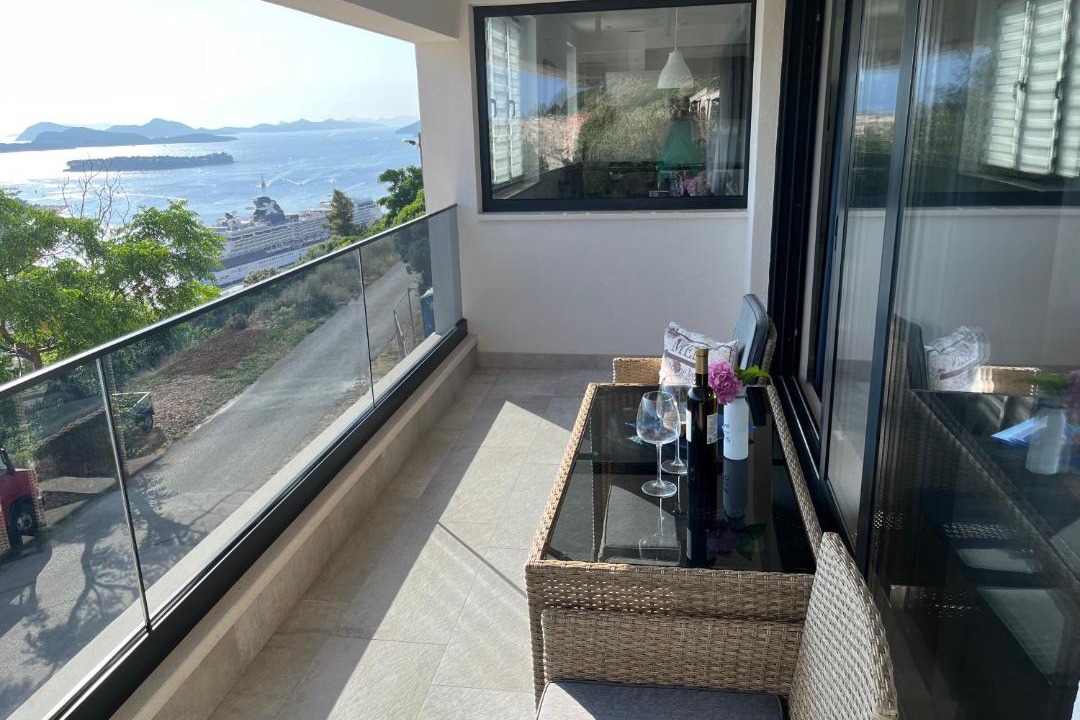 Photo of Patio Balcony in Gruz