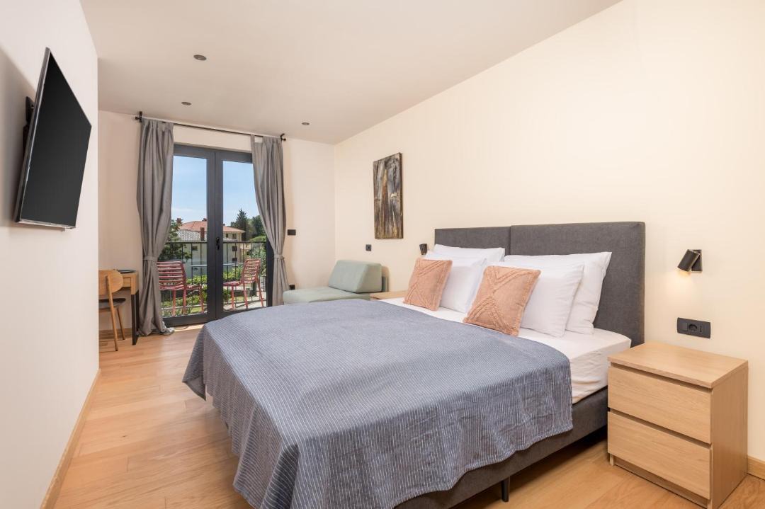 Photo of Bedroom in Obrs
