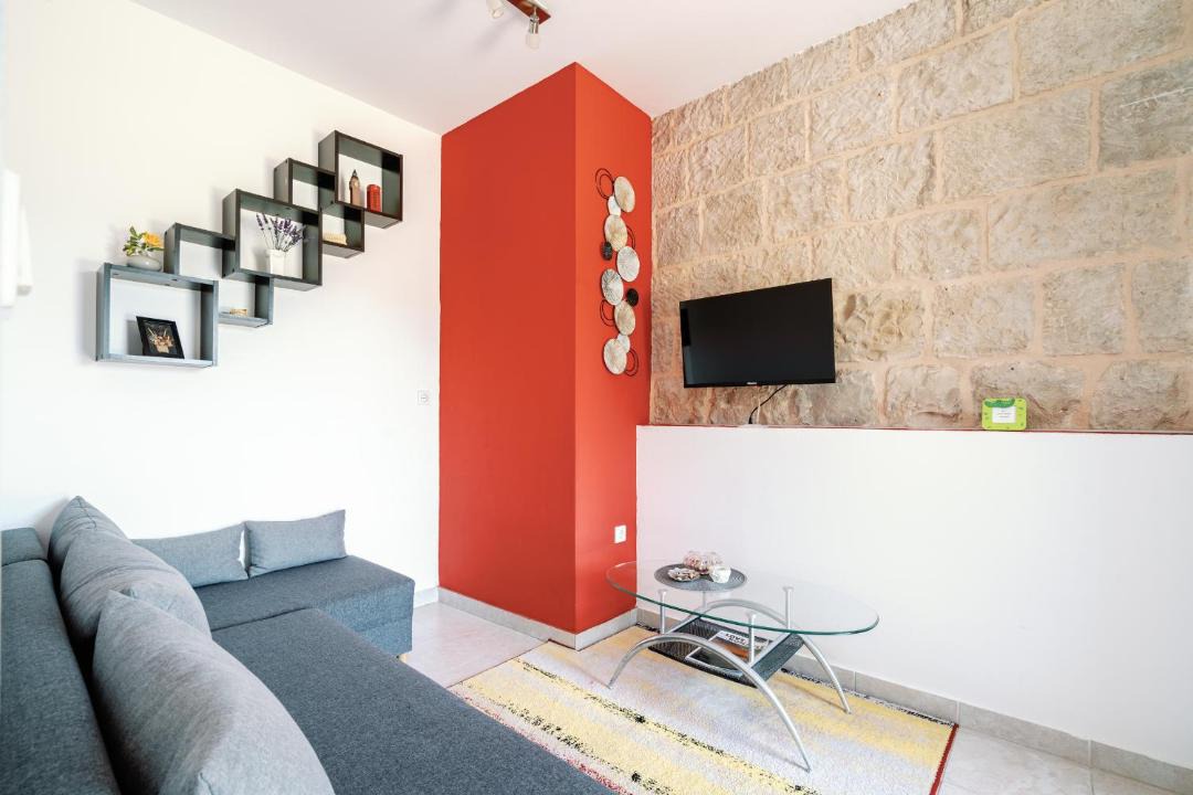 Photo of Livingroom in Komaji