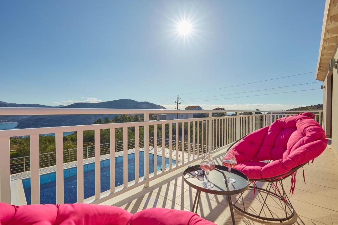 Photo of Patio Balcony in Pobrezje