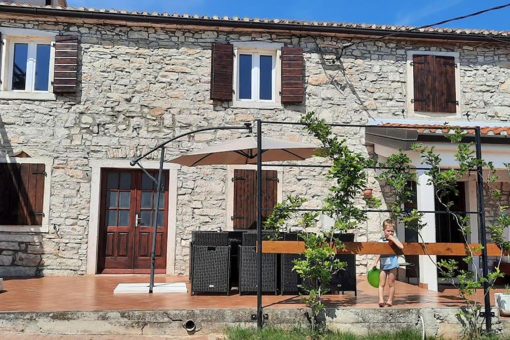 Photo of Buildings in Vardica