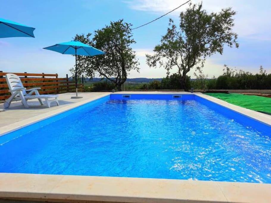 Photo of Outdoor in Vardica