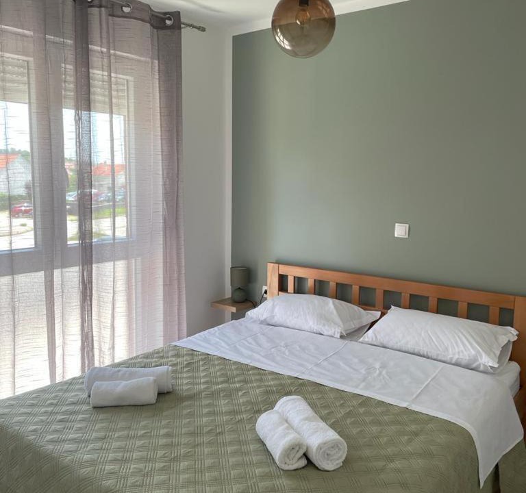 Photo of Bedroom in Cove Parja