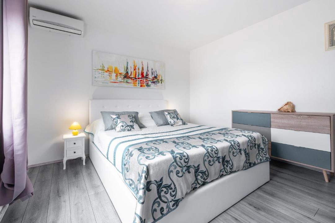 Photo of Bedroom in Plat