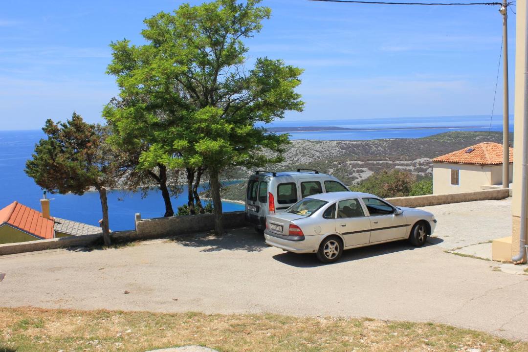 Photo of Others in Ustrine