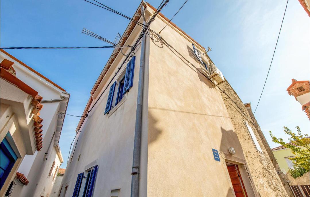 Photo of Buildings in Susak