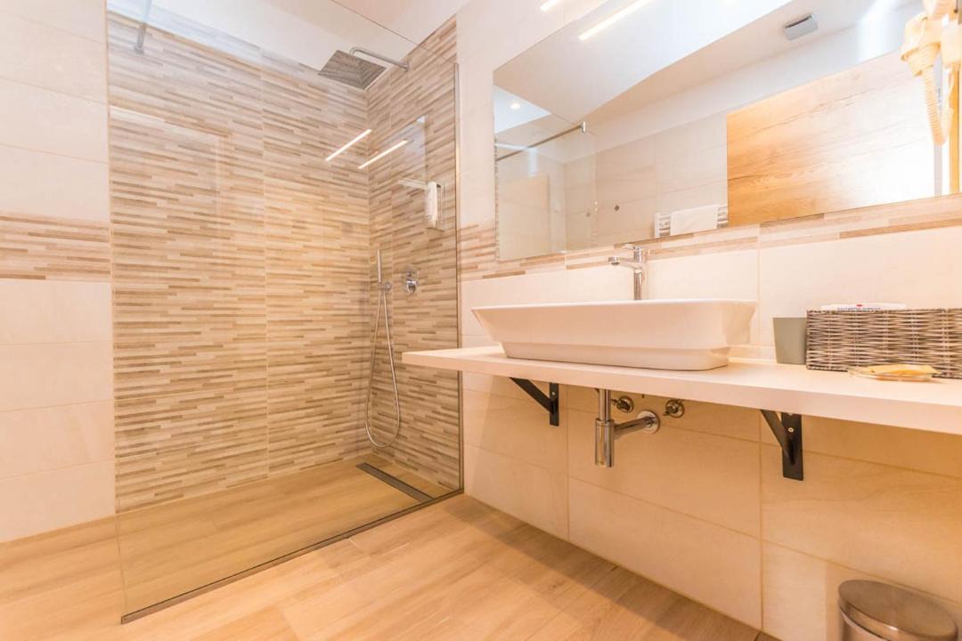 Photo of Bathroom in Lanterna