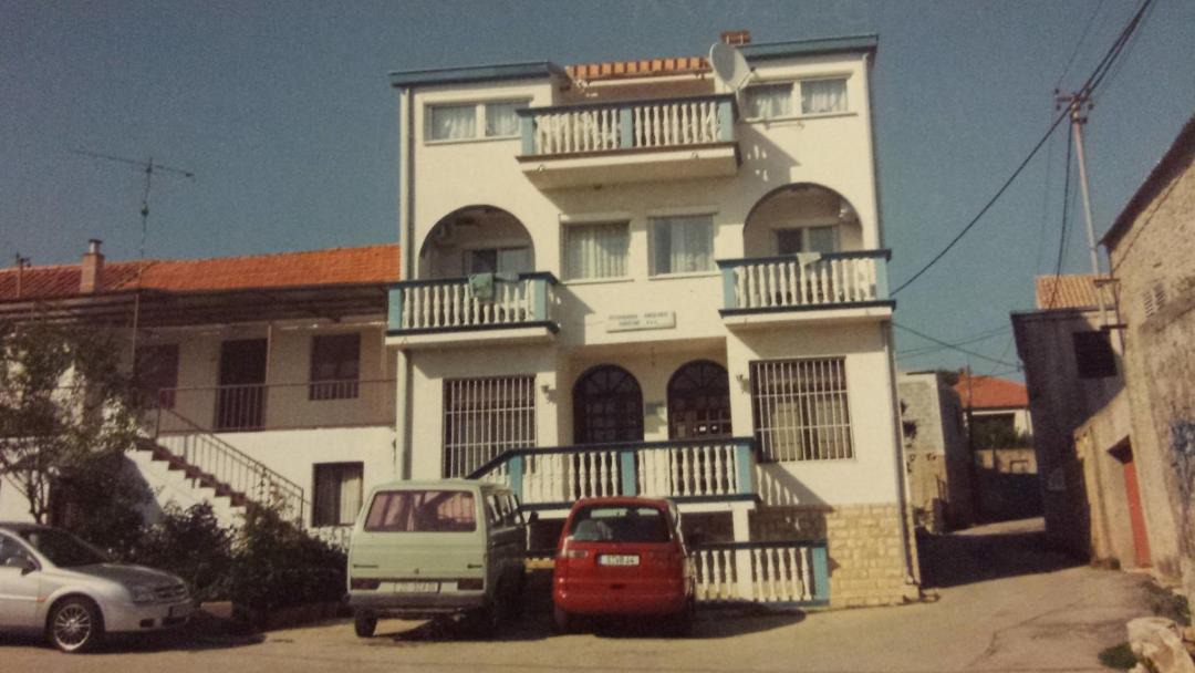Photo of Buildings in Pakostane