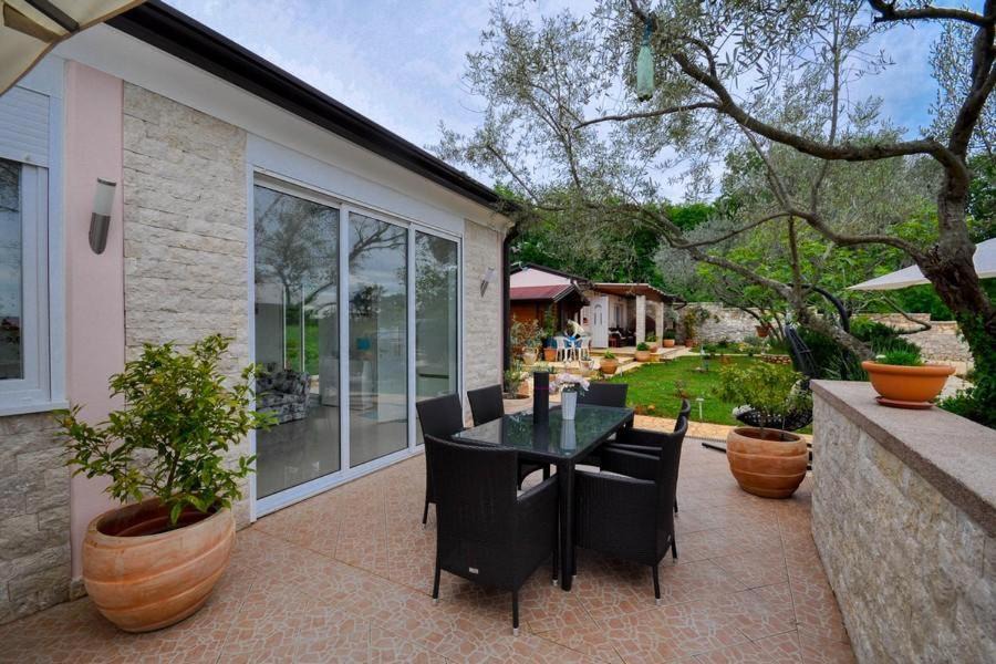 Photo of Patio Balcony in Murine