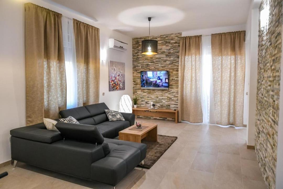 Photo of Livingroom in Mihotici