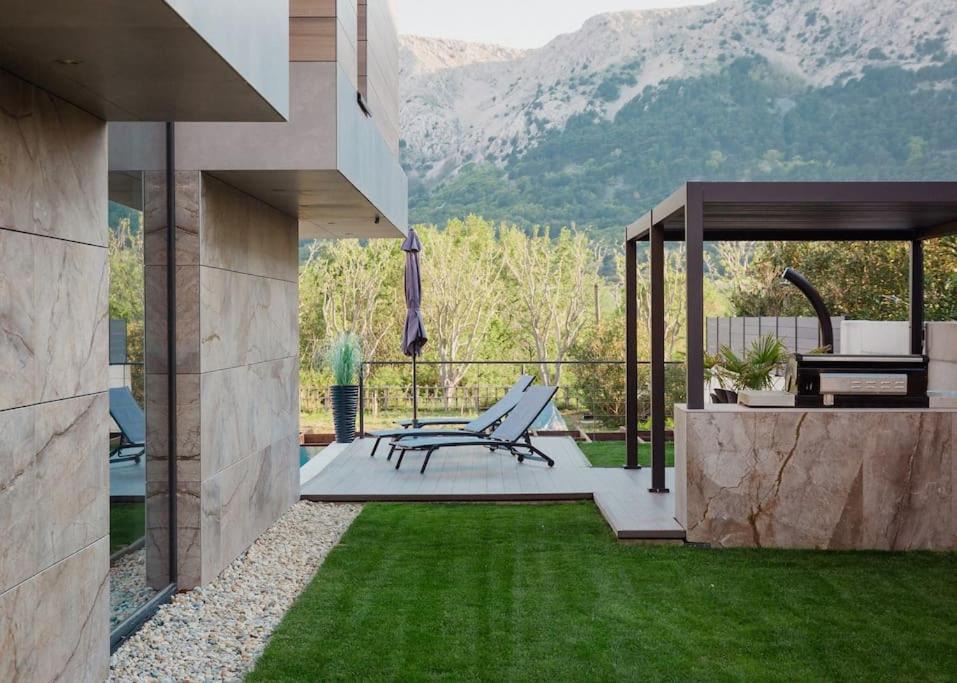 Photo of Others in Baska