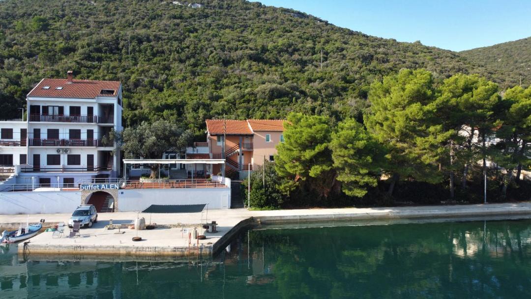 Photo of Others in Luka