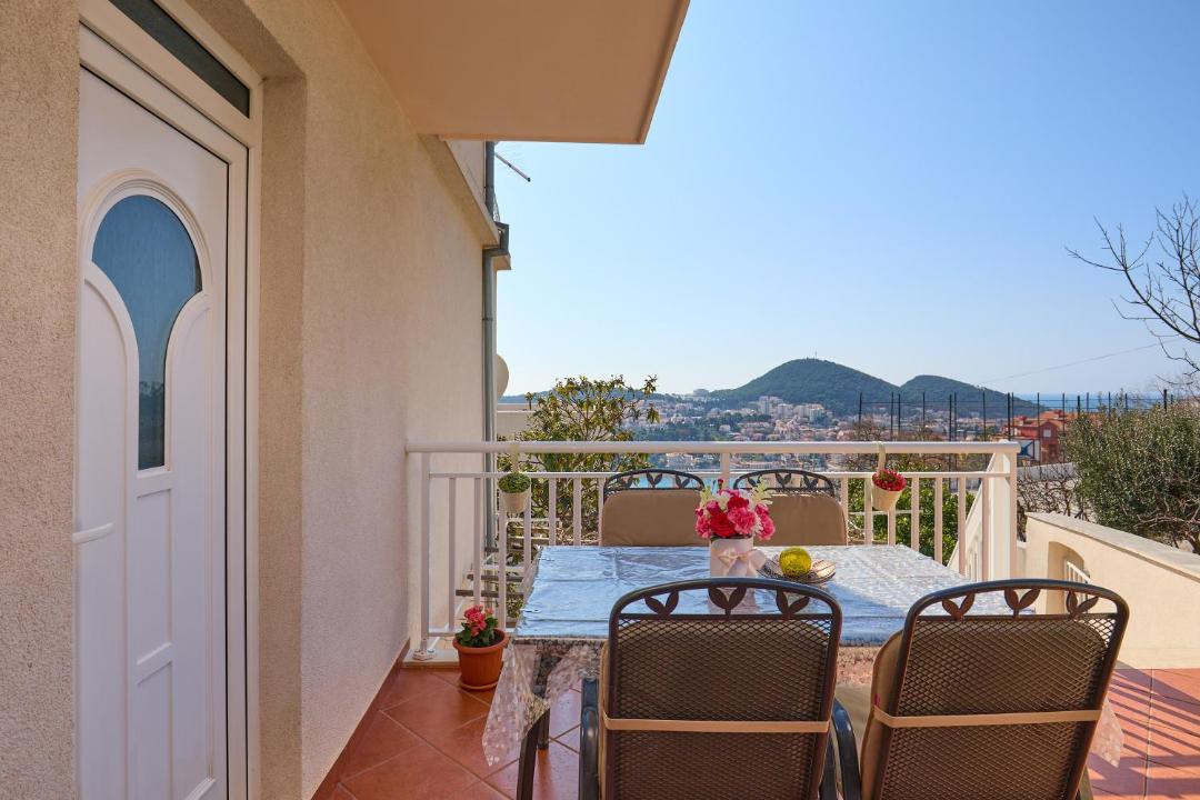 Photo of Patio Balcony in Gruz