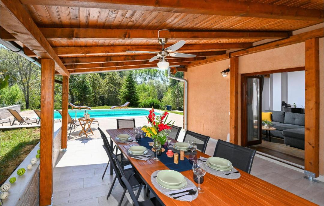 Photo of Patio Balcony in Petrinja