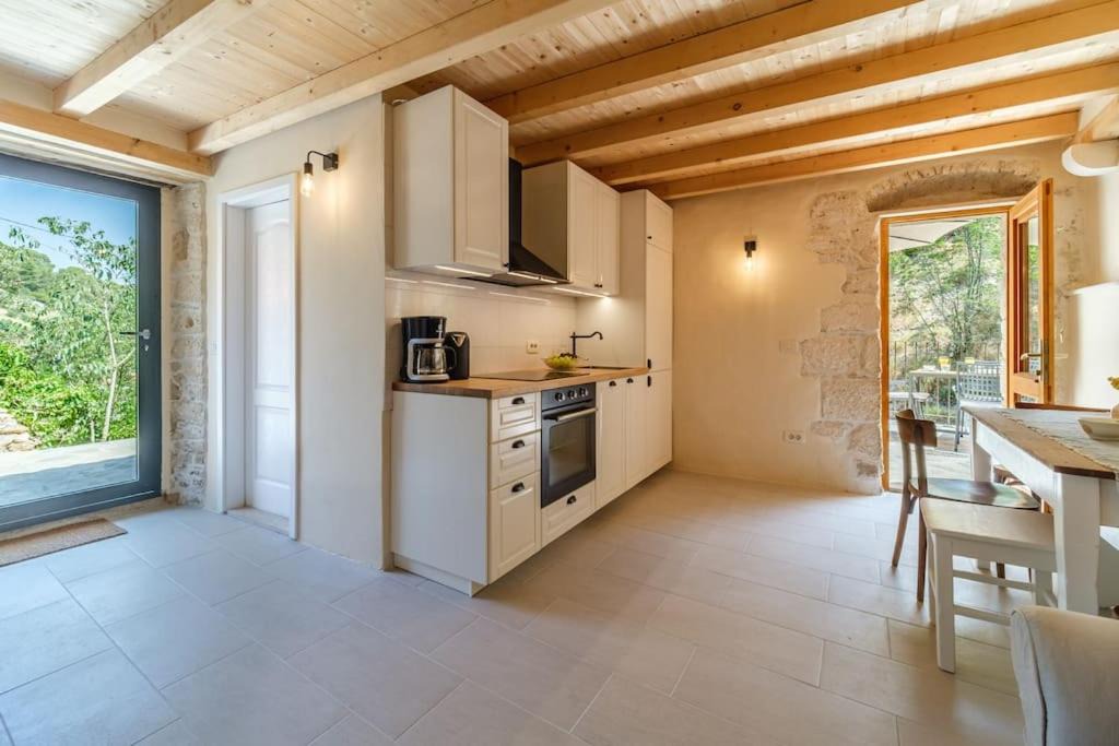 Photo of Kitchen in Dol