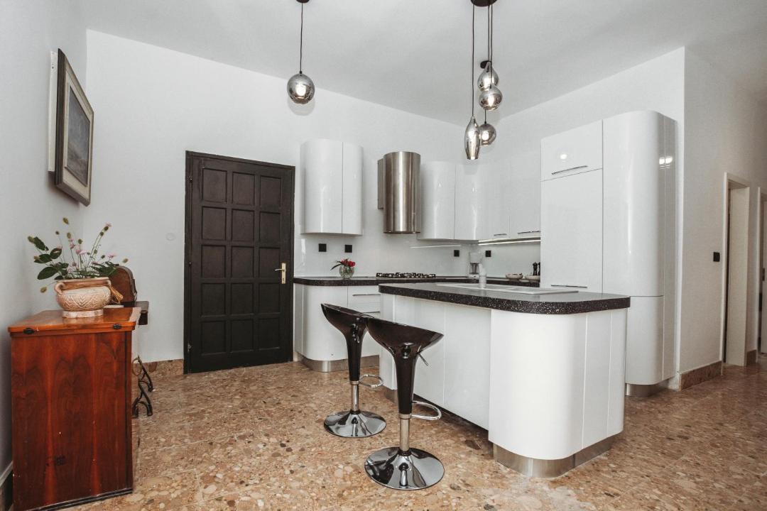 Photo of Others in Preko