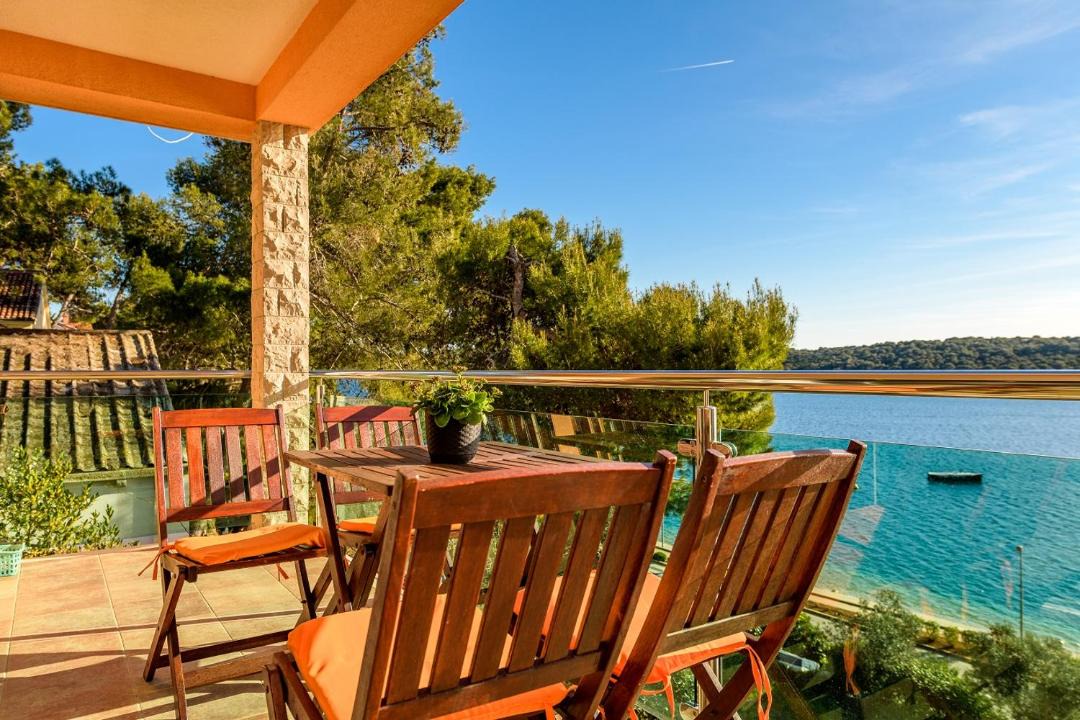Photo of Patio Balcony in Cove Murtar