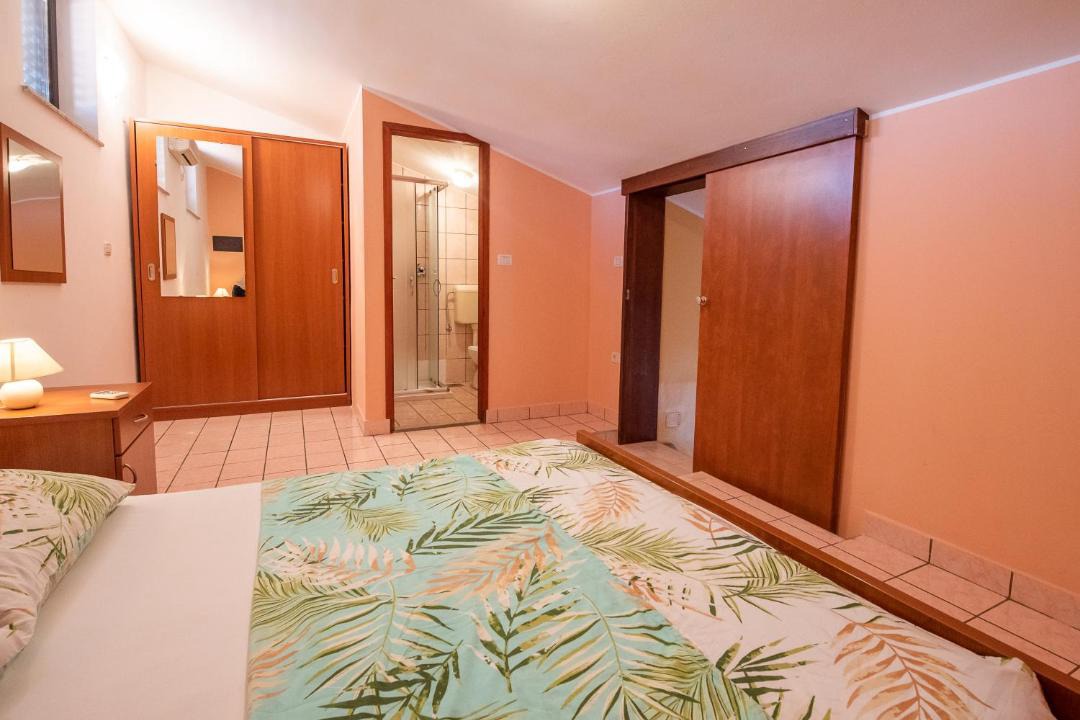Photo of Bedroom in Stinjan