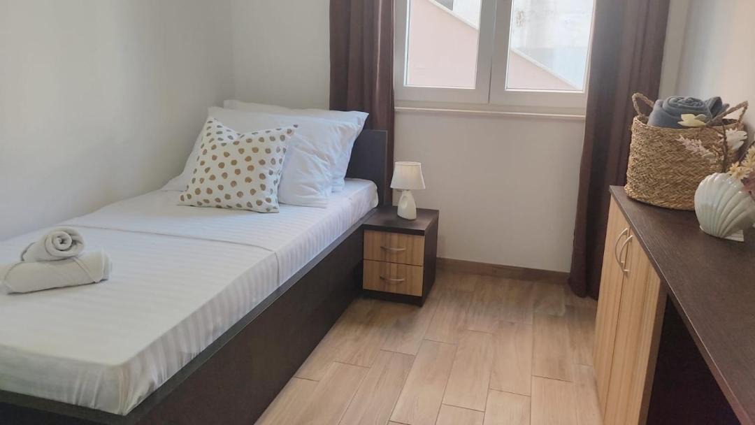 Photo of Bedroom in Duba