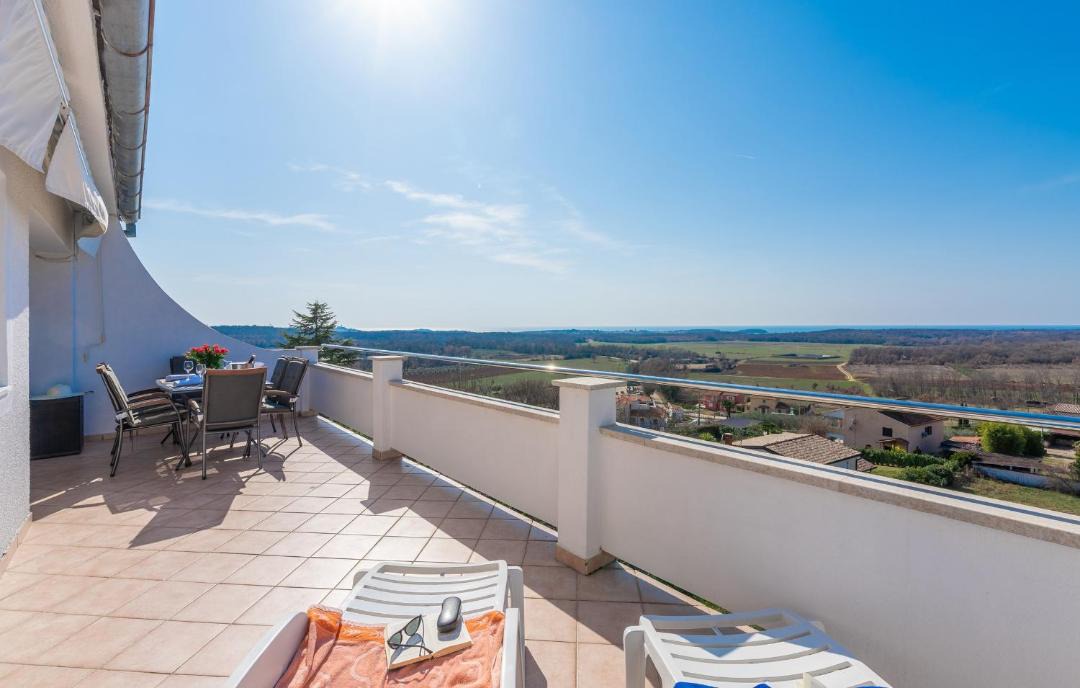 Photo of Patio Balcony in Fuskulin