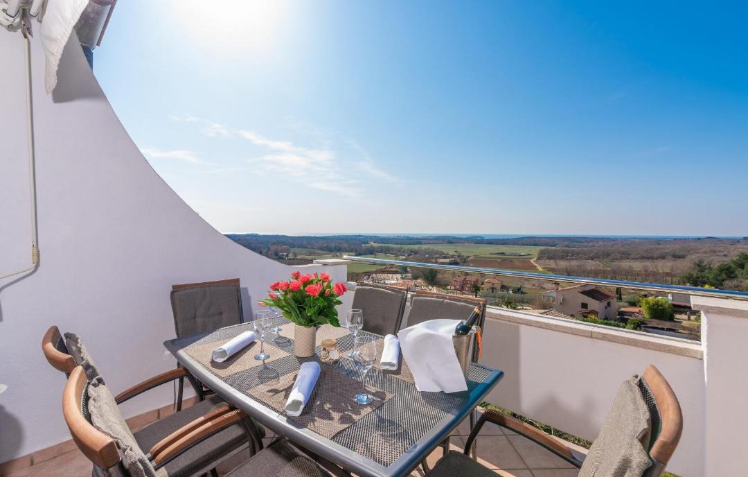 Photo of Patio Balcony in Fuskulin