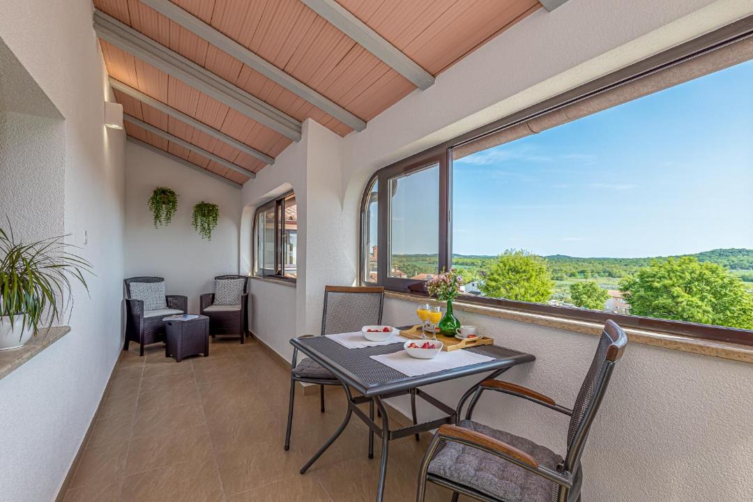 Photo of Patio Balcony in Musalez