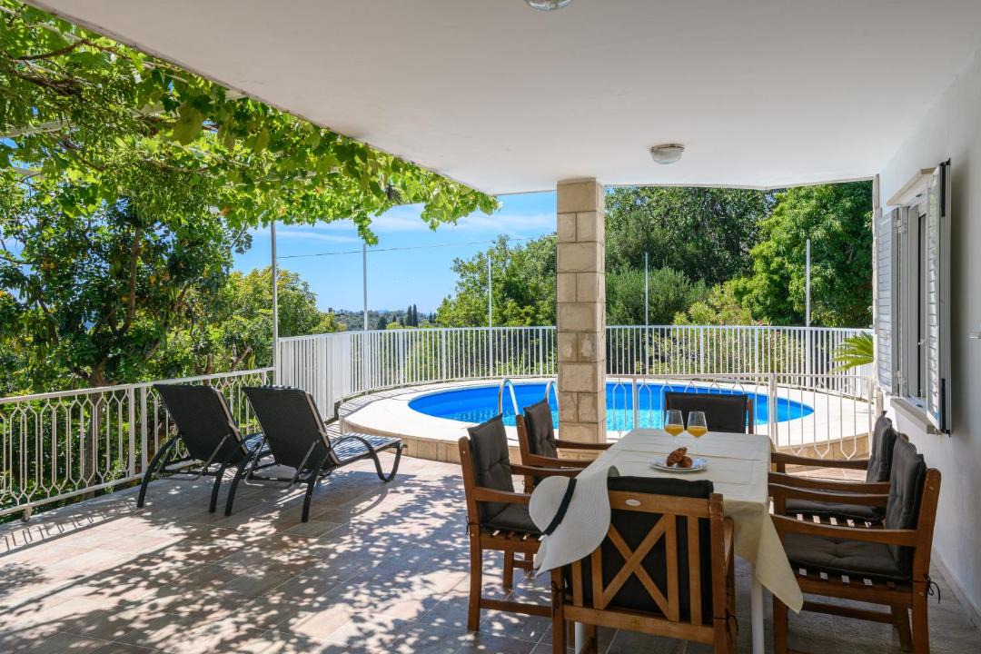 Photo of Patio Balcony in Orasac