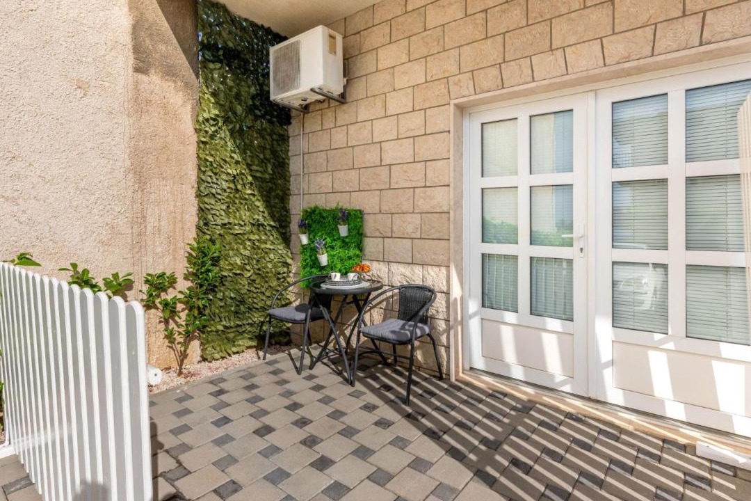 Photo of Patio Balcony in Duce