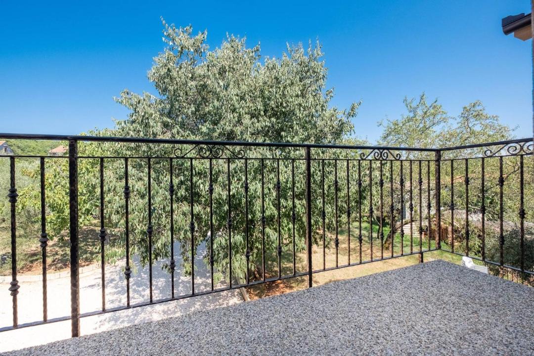 Photo of Patio Balcony in Brusici
