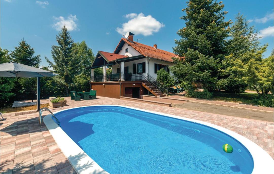 Photo of Outdoor in Levanjska Varos