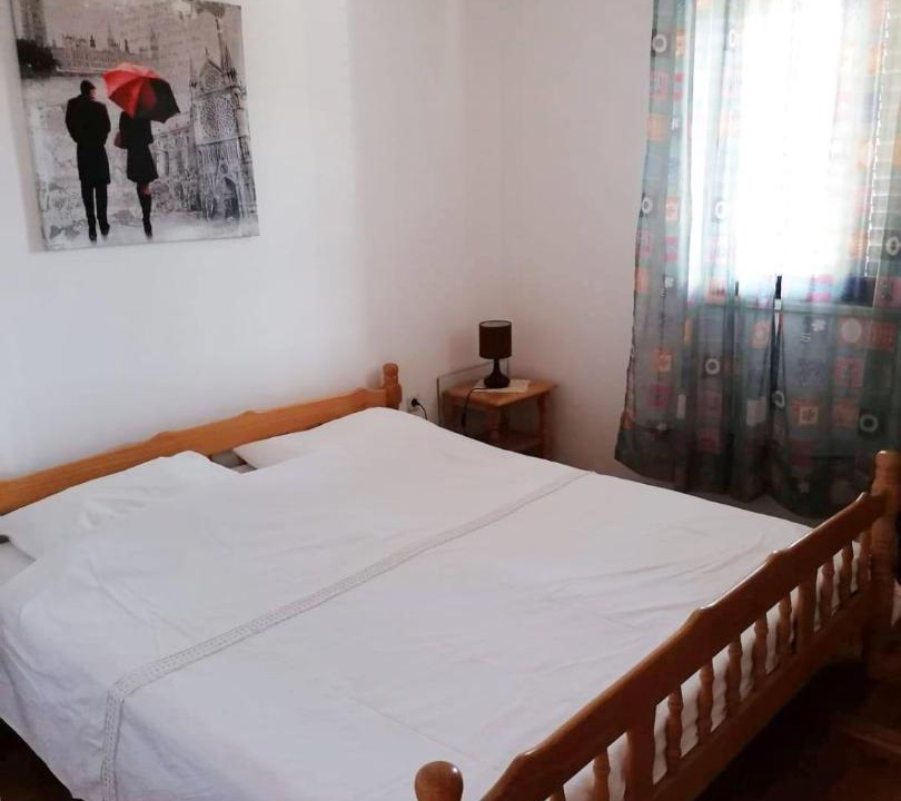 Photo of Bedroom in Sutivan