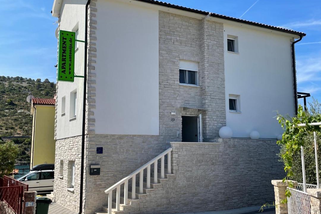 Photo of Others in Podglavica