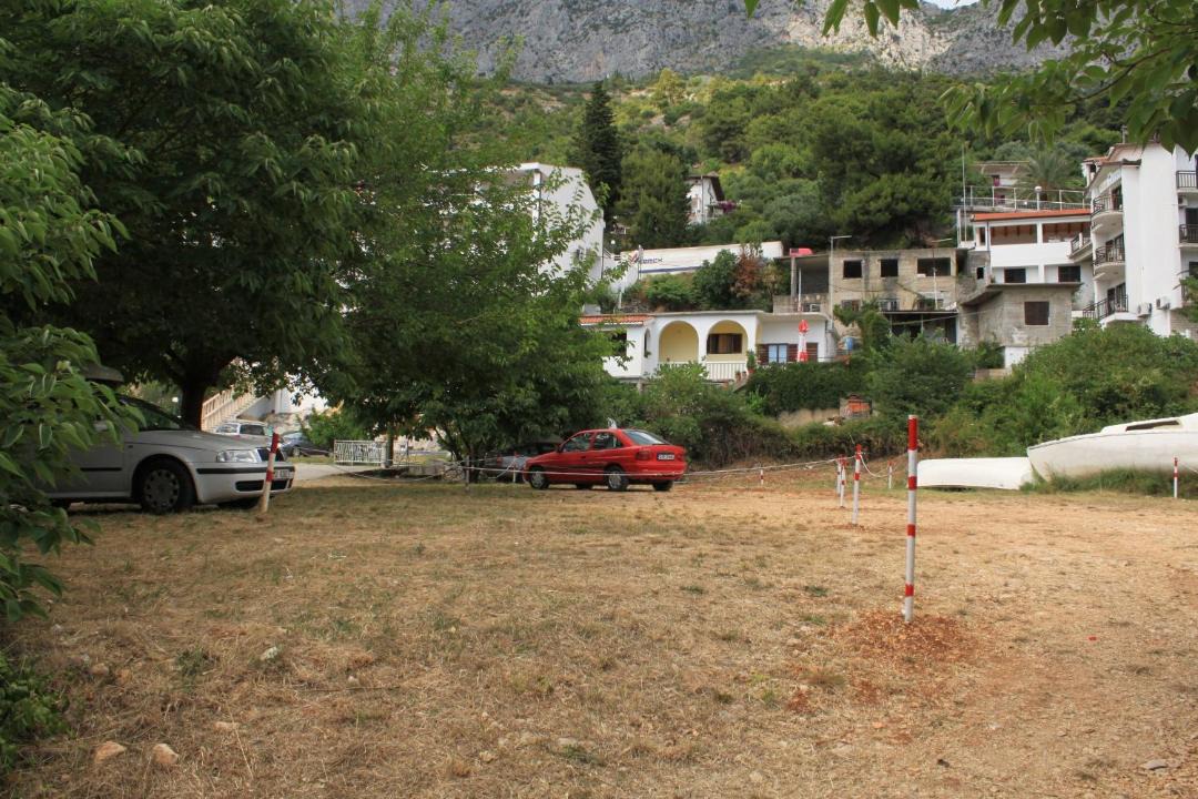 Photo of Others in Brist