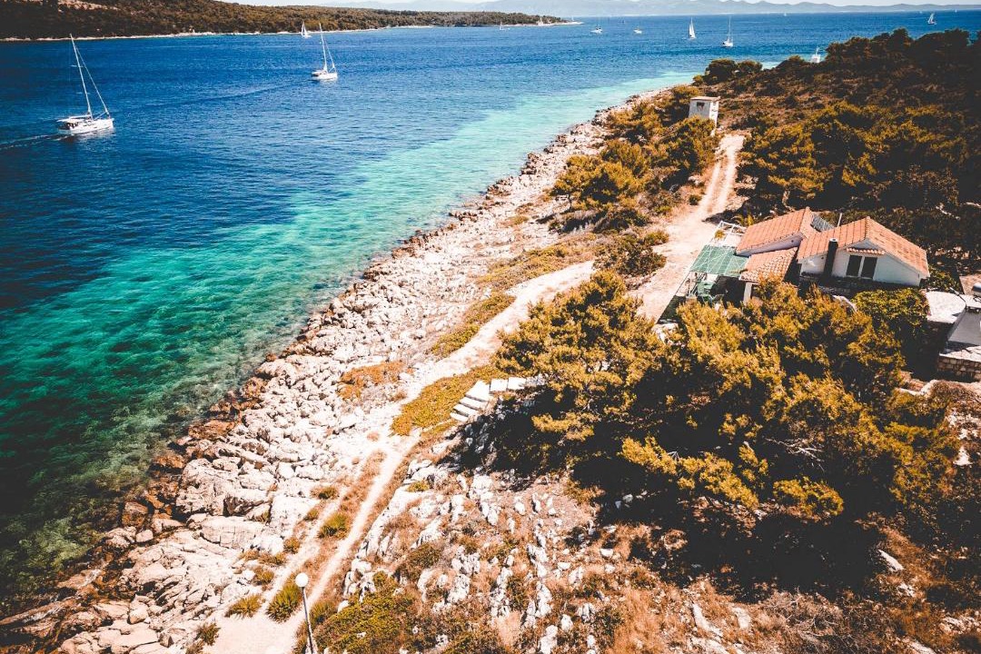 Photo of Others in Cove Makarac (Milna)