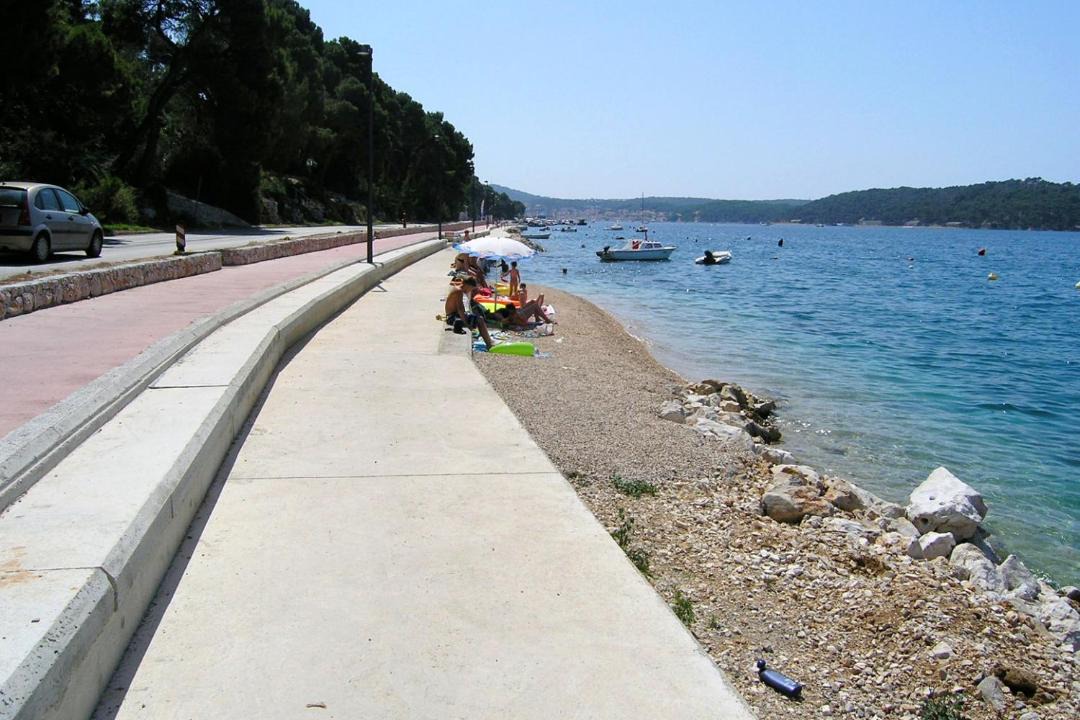 Photo of Outdoor in Cove Murtar