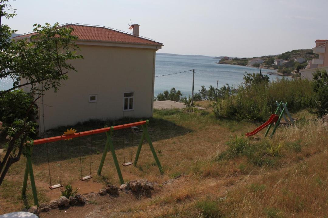 Photo of Others in Metajna
