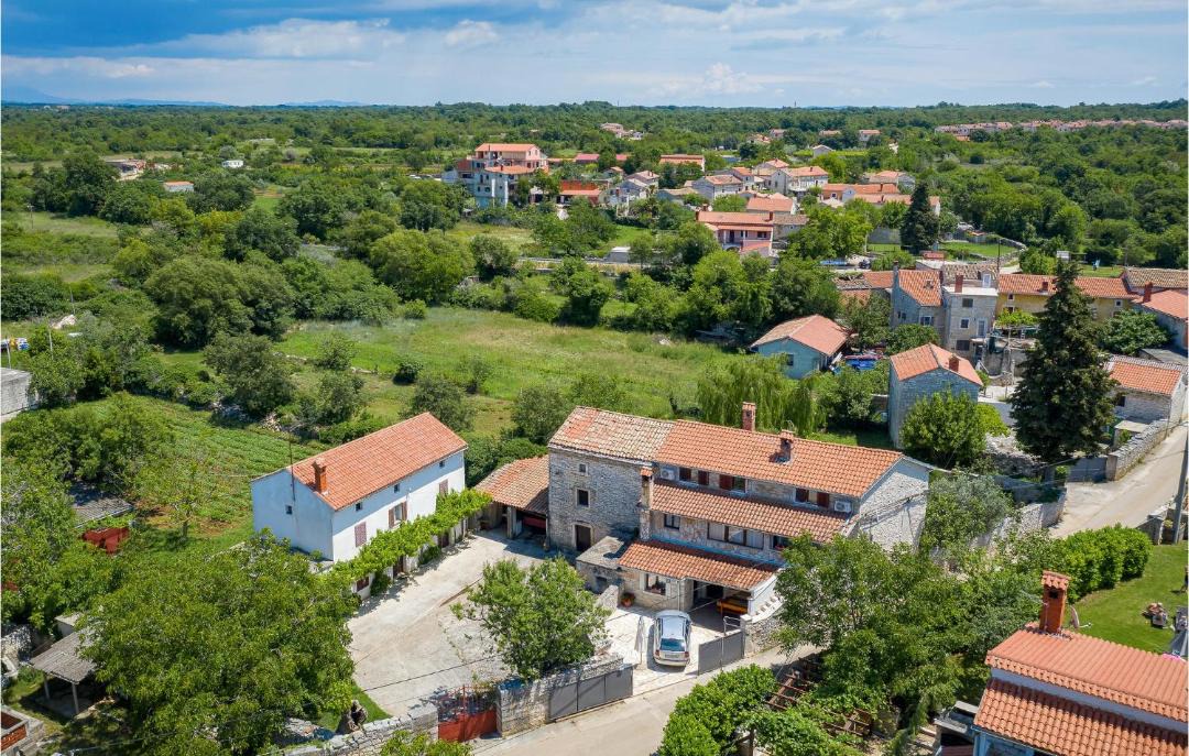 Photo of Others in Cabrunici